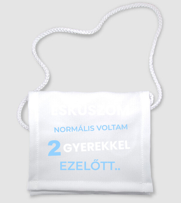  minta fehér pólón