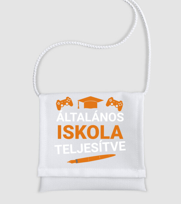  minta fehér pólón