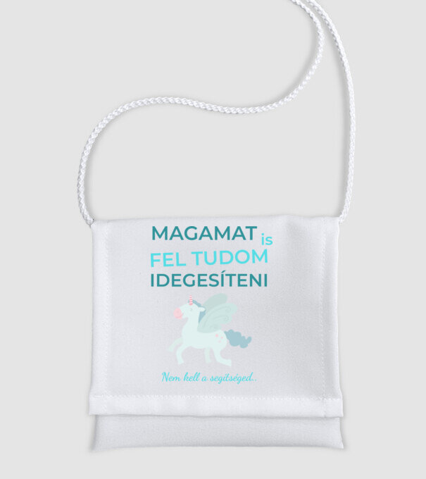  minta fehér pólón