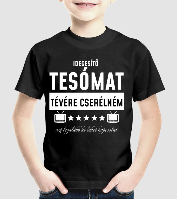  minta fekete pólón