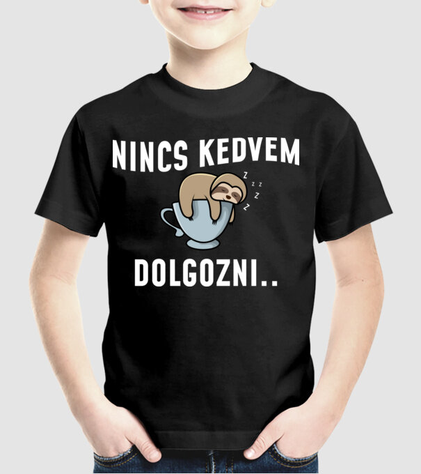  minta fekete pólón