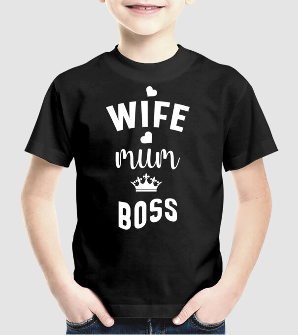  minta fekete pólón