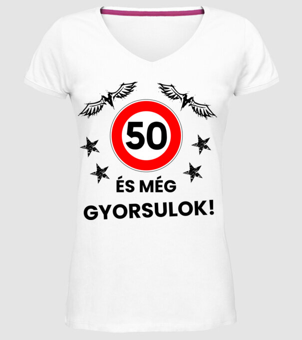  minta fehér pólón