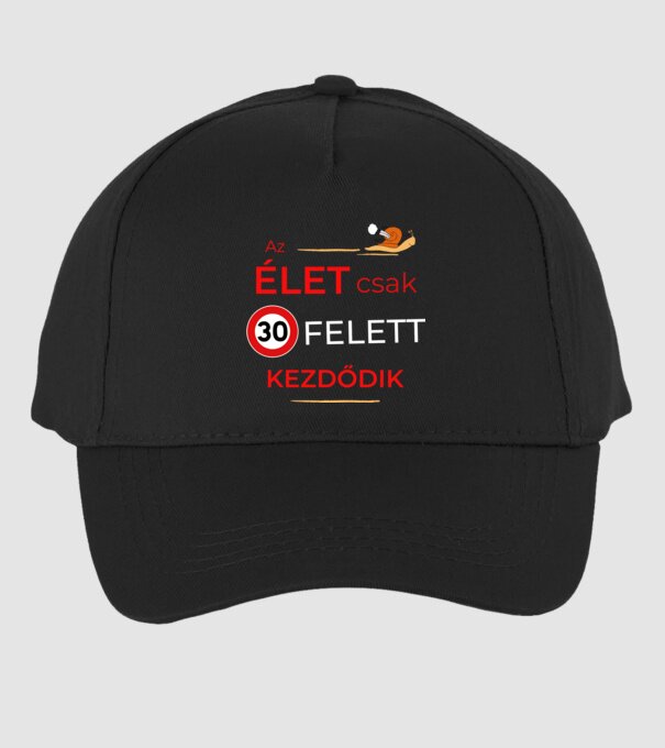  minta fekete pólón