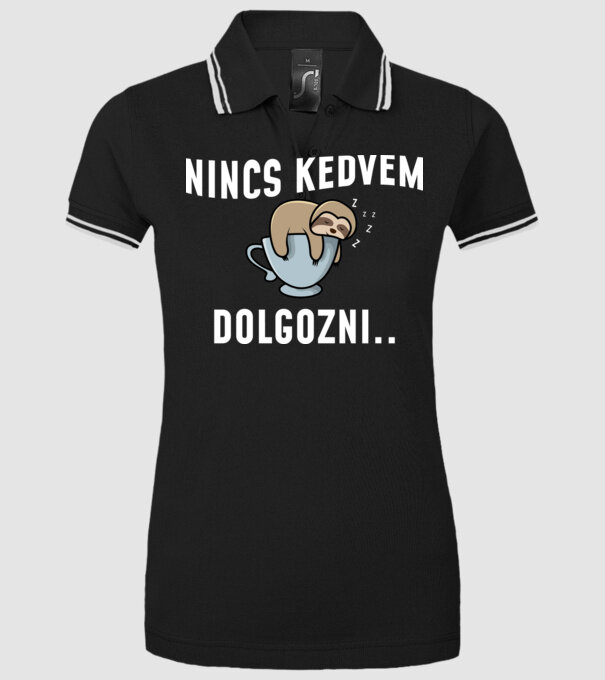  minta fekete pólón