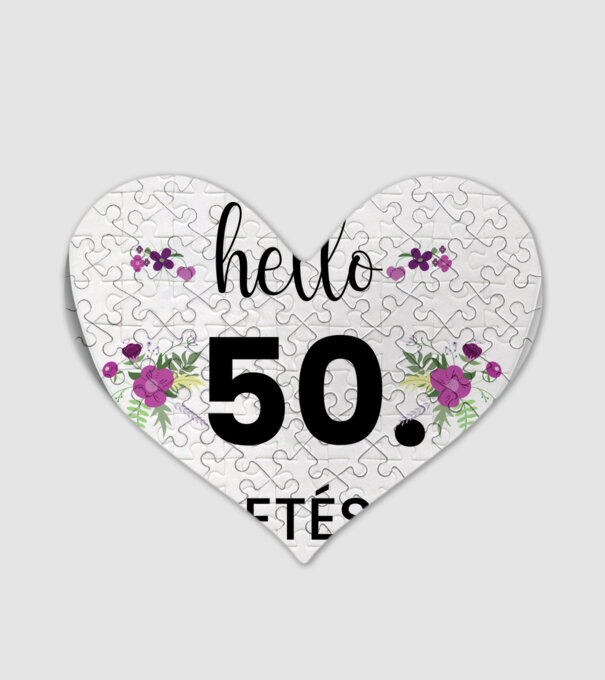  minta fehér pólón