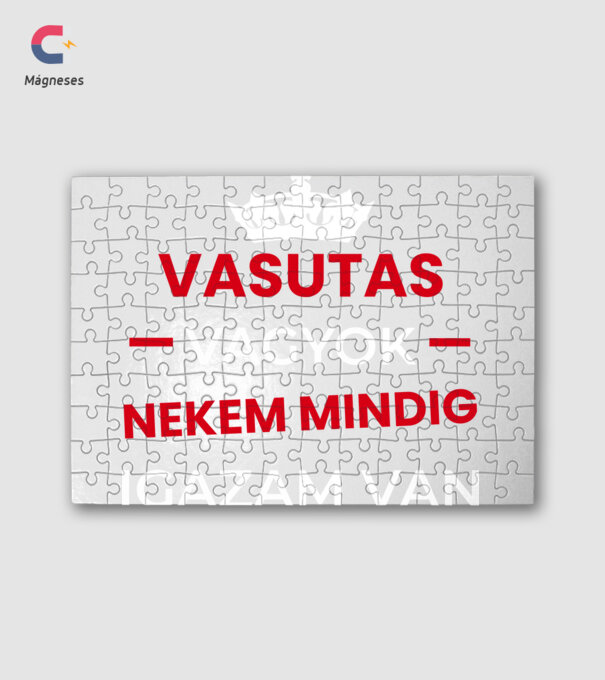  minta fehér pólón